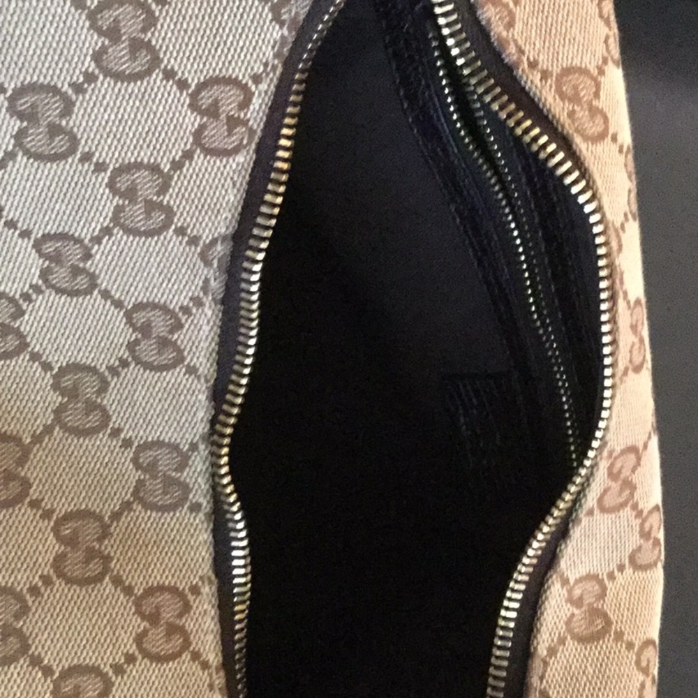 Authentic Gucci horsebit Excellent Used Condition. - Picture 5 of 8